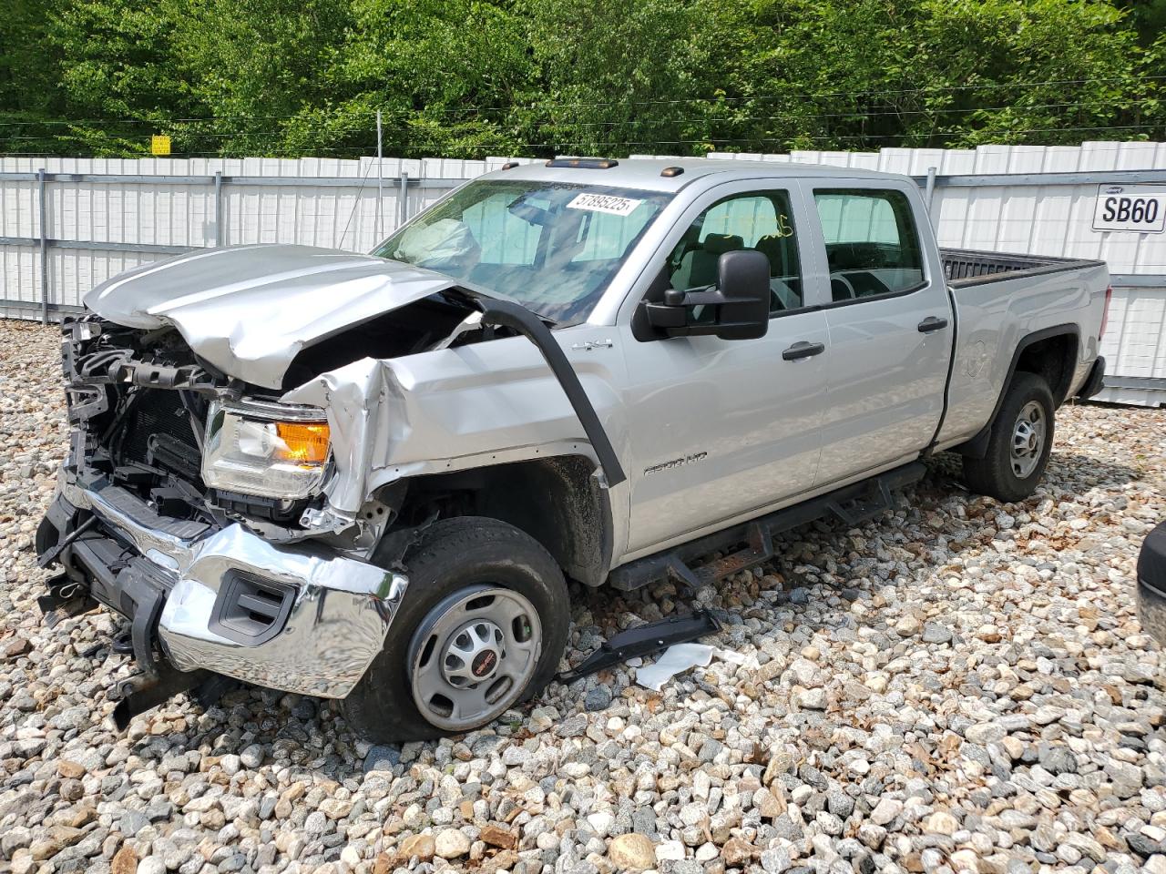 2016 Gmc Sierra K2500 Heavy Duty იყიდება West Warren-ში, MA - Front End