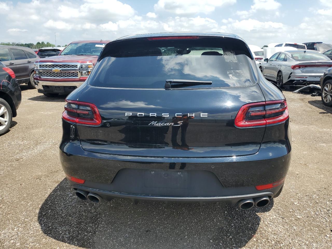 2016 Porsche Macan S VIN: WP1AB2A50GLB47608 Lot: 62156555