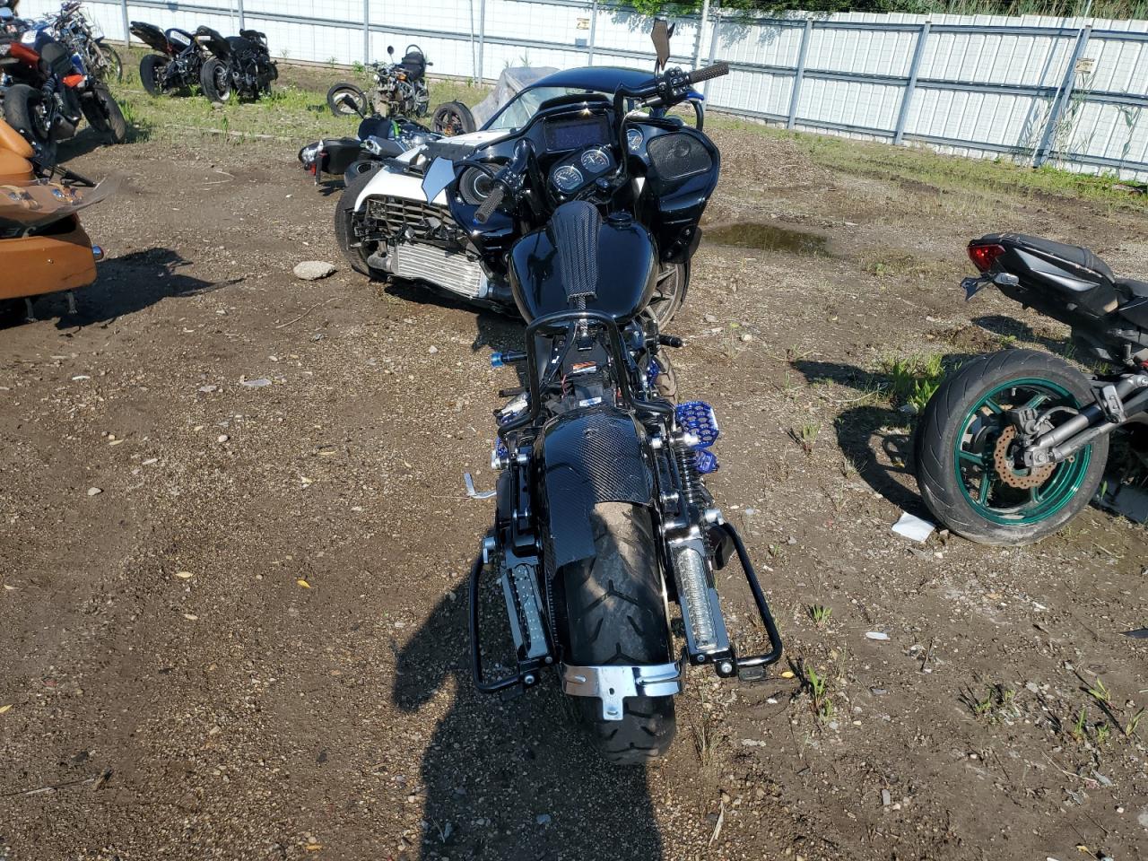 HARLEY-DAVIDSON FLTRXST 2023 VIN 1HD1ACL15PB676691 photo 4