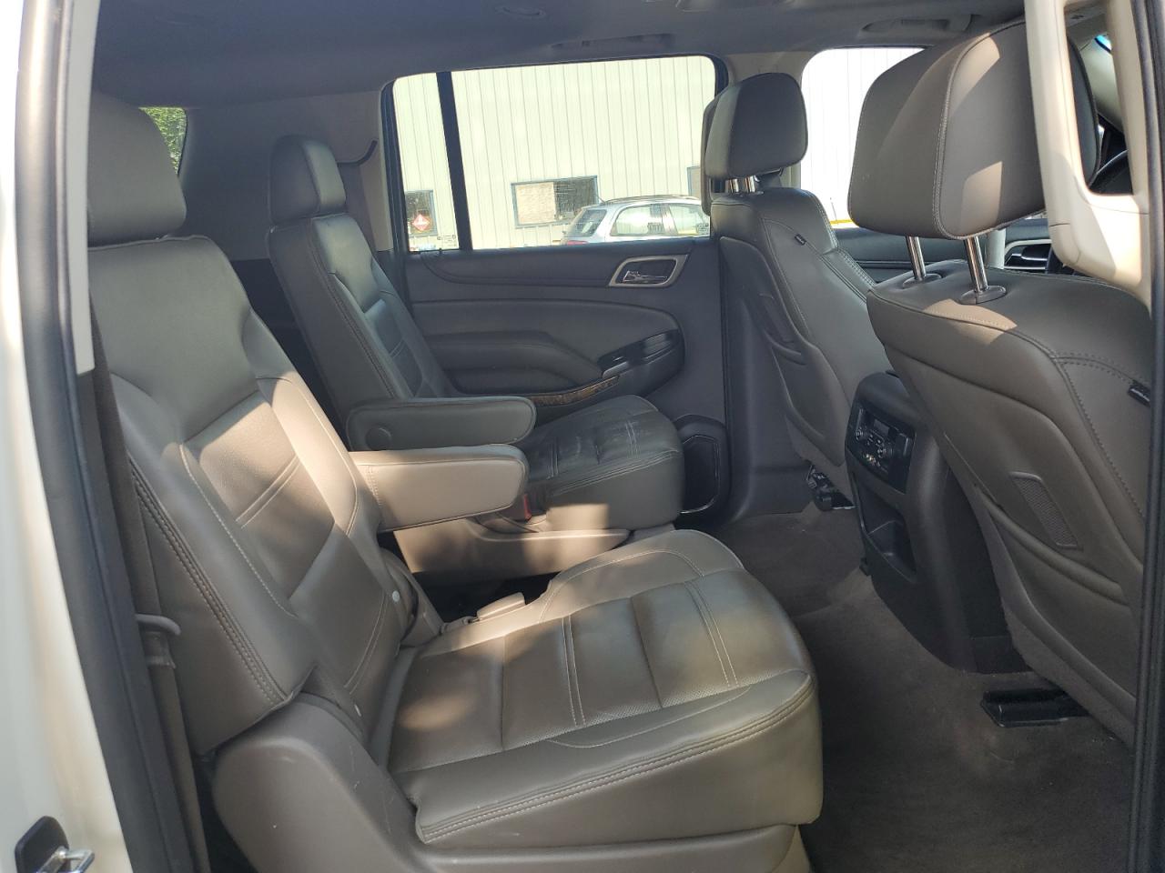 2015 GMC Yukon Xl Denali VIN: 1GKS2JKJ1FR241685 Lot: 60465355