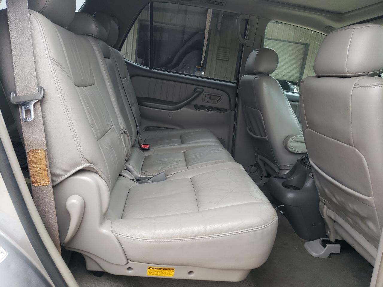 2004 Toyota Sequoia Limited VIN: 5TDBT48A74S212398 Lot: 62910745
