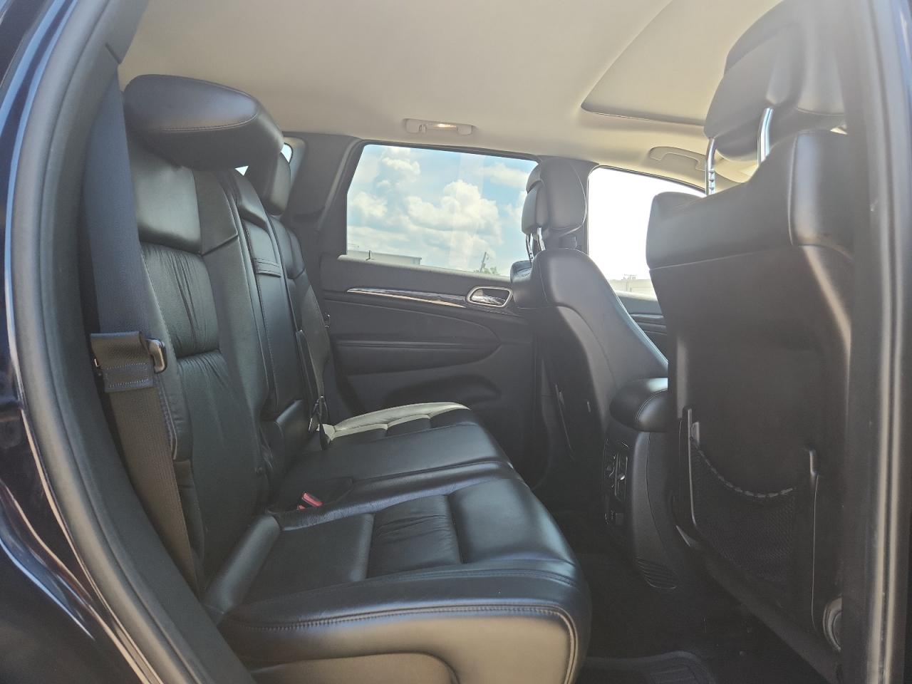 2011 Jeep Grand Cherokee Laredo VIN: 1J4RR4GG4BC657032 Lot: 62848405