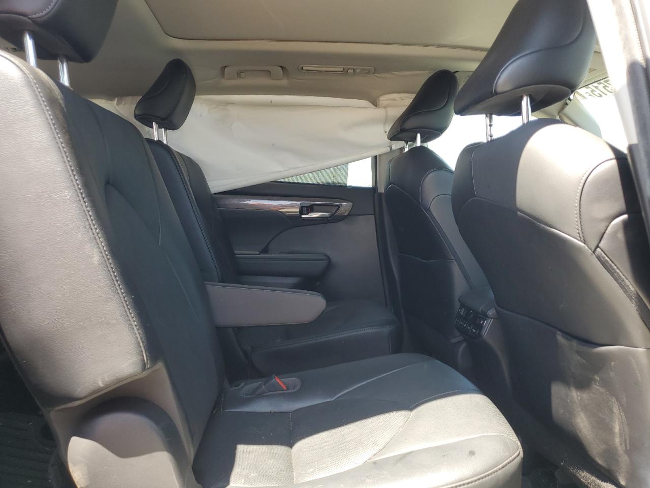 2022 Toyota Highlander Hybrid Platinum VIN: 5TDEBRCH8NS082408 Lot: 61237515