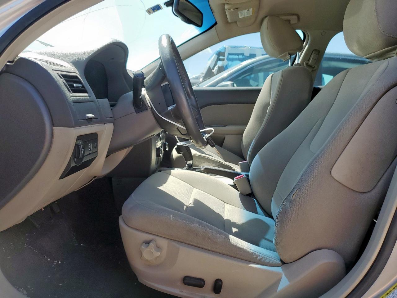 2010 Ford Fusion Hybrid VIN: 3FADP0L37AR376981 Lot: 50951285