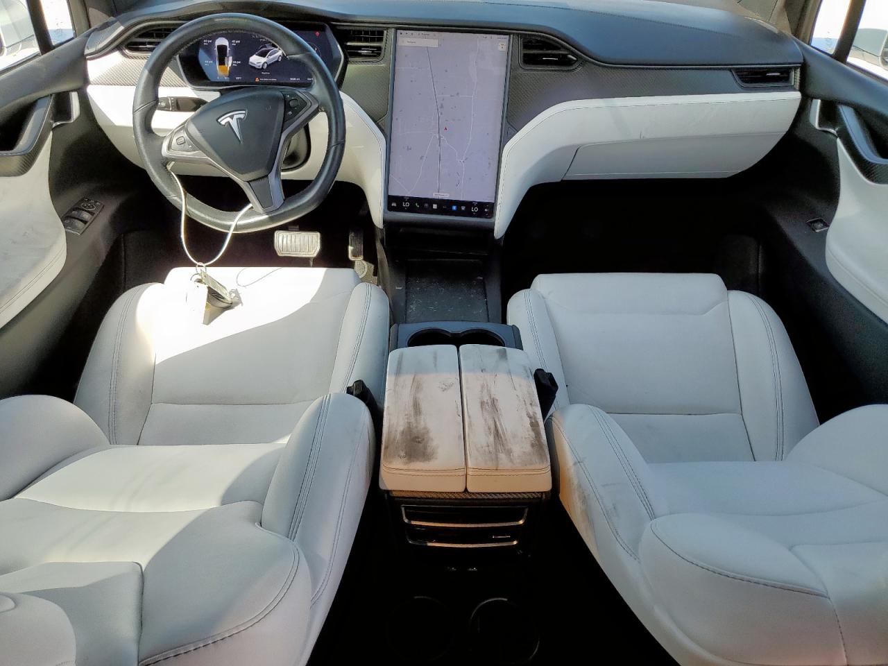2018 Tesla Model X VIN: 5YJXCBE20JF103675 Lot: 61085705