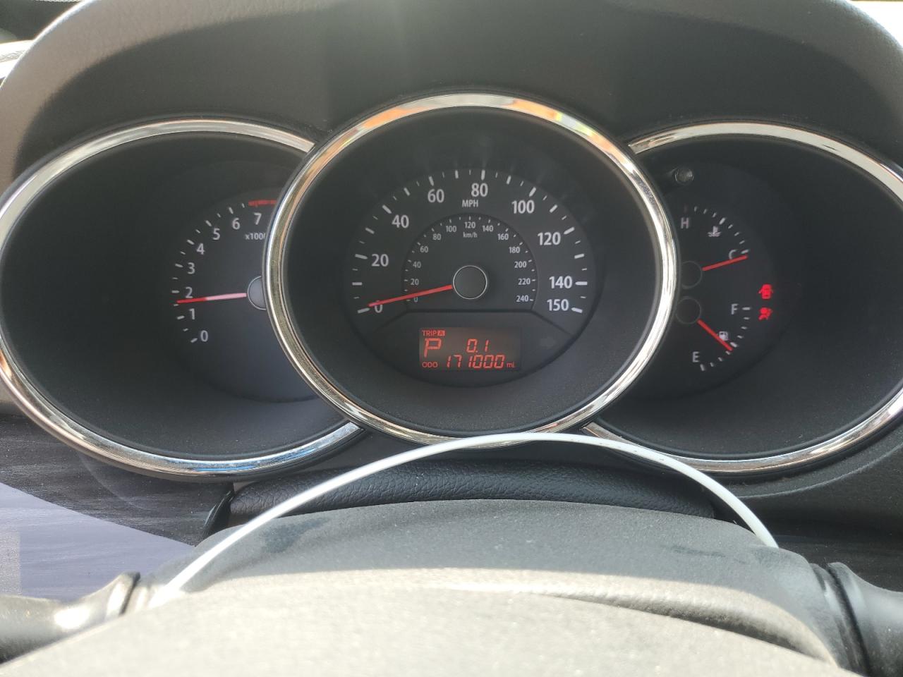 2013 Kia Sorento Lx VIN: 5XYKTDA21DG413424 Lot: 58773125