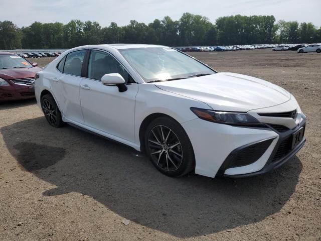  TOYOTA CAMRY 2022 Белы