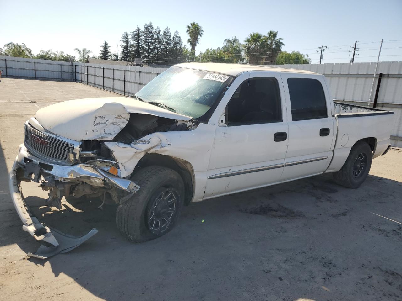 2006 Gmc New Sierra C1500 for Sale in Fresno, CA - Front End