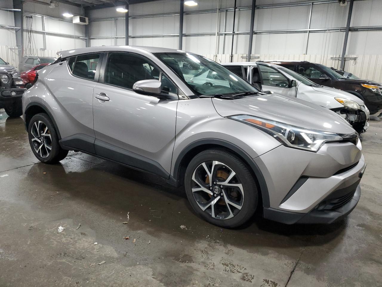 TOYOTA C-HR 2018 VIN NMTKHMBX3JR039617 фото 4