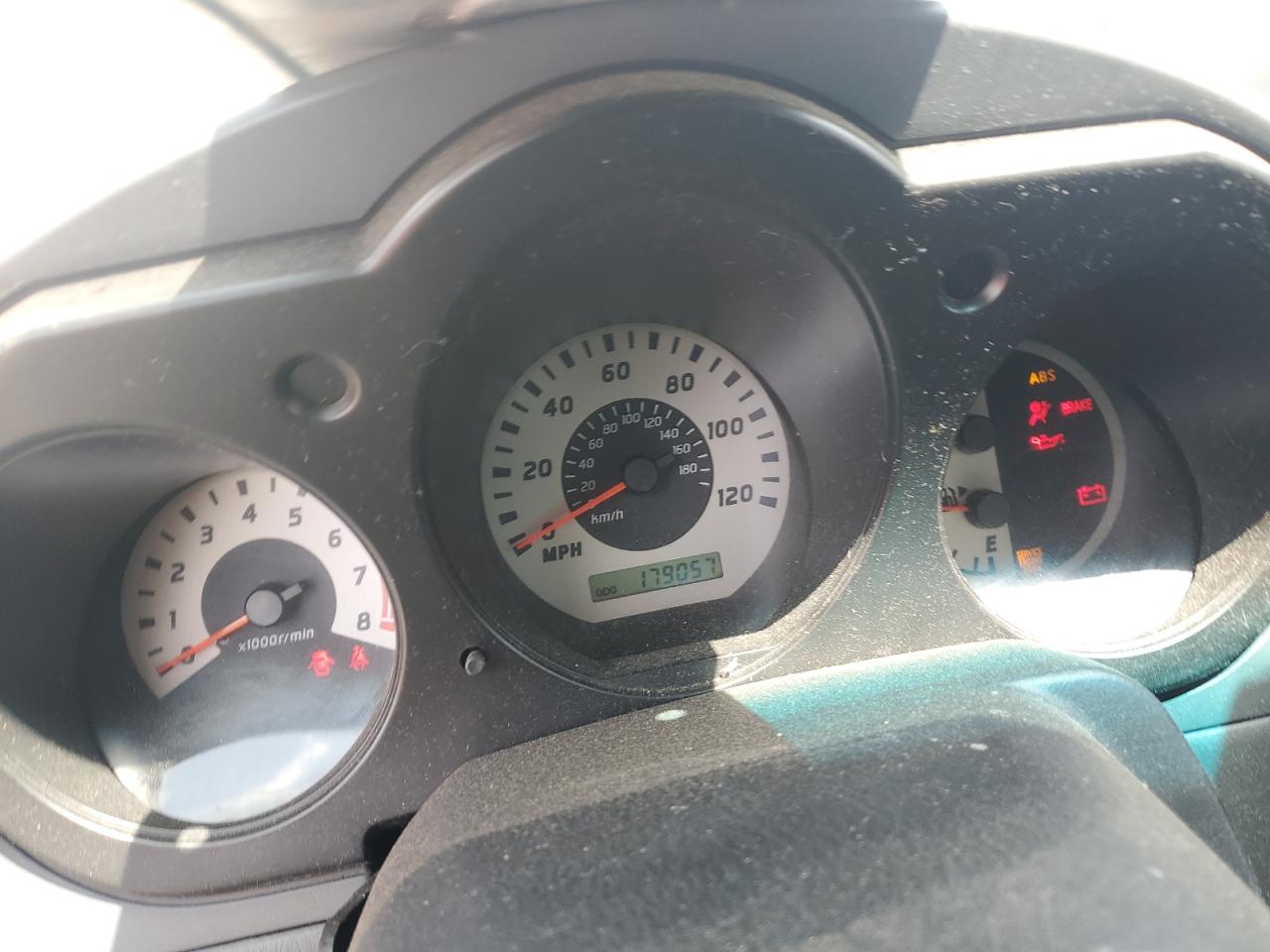 2004 Nissan Xterra Xe VIN: 5N1ED28Y74C682942 Lot: 59638985