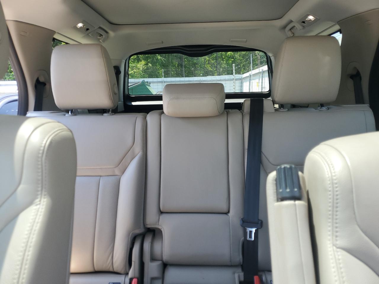 2020 Land Rover Discovery Landmark VIN: SALRU2RVXL2415611 Lot: 58900625