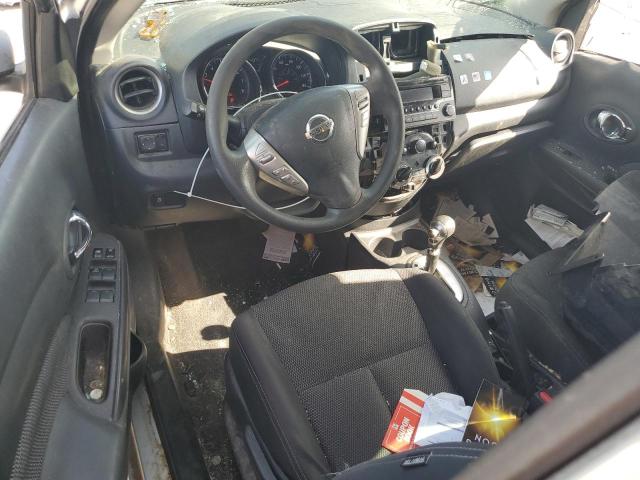 Sedans NISSAN VERSA 2016 Silver