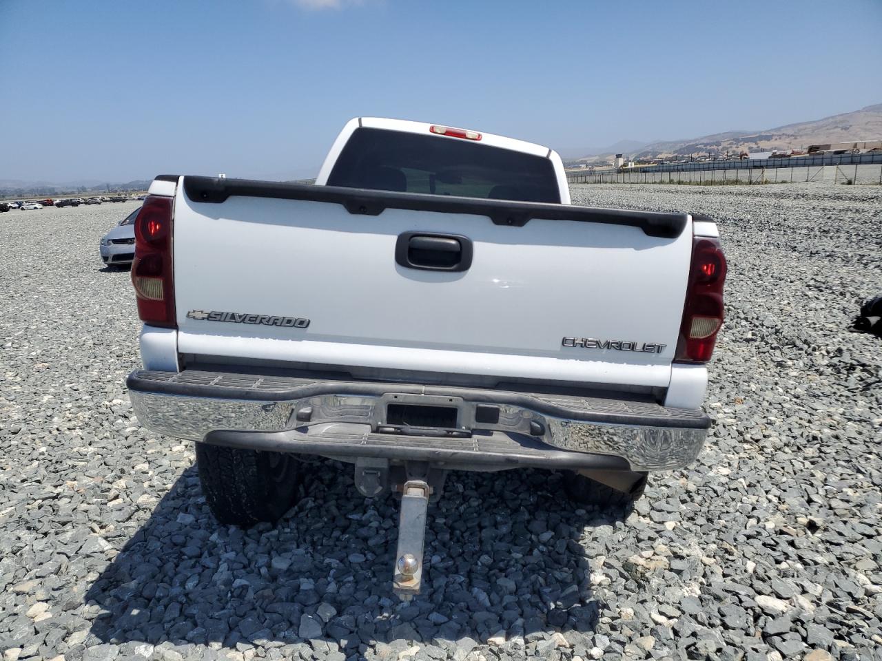 2003 Chevrolet Silverado C2500 Heavy Duty VIN: 1GCHC29G13E137249 Lot: 59986125