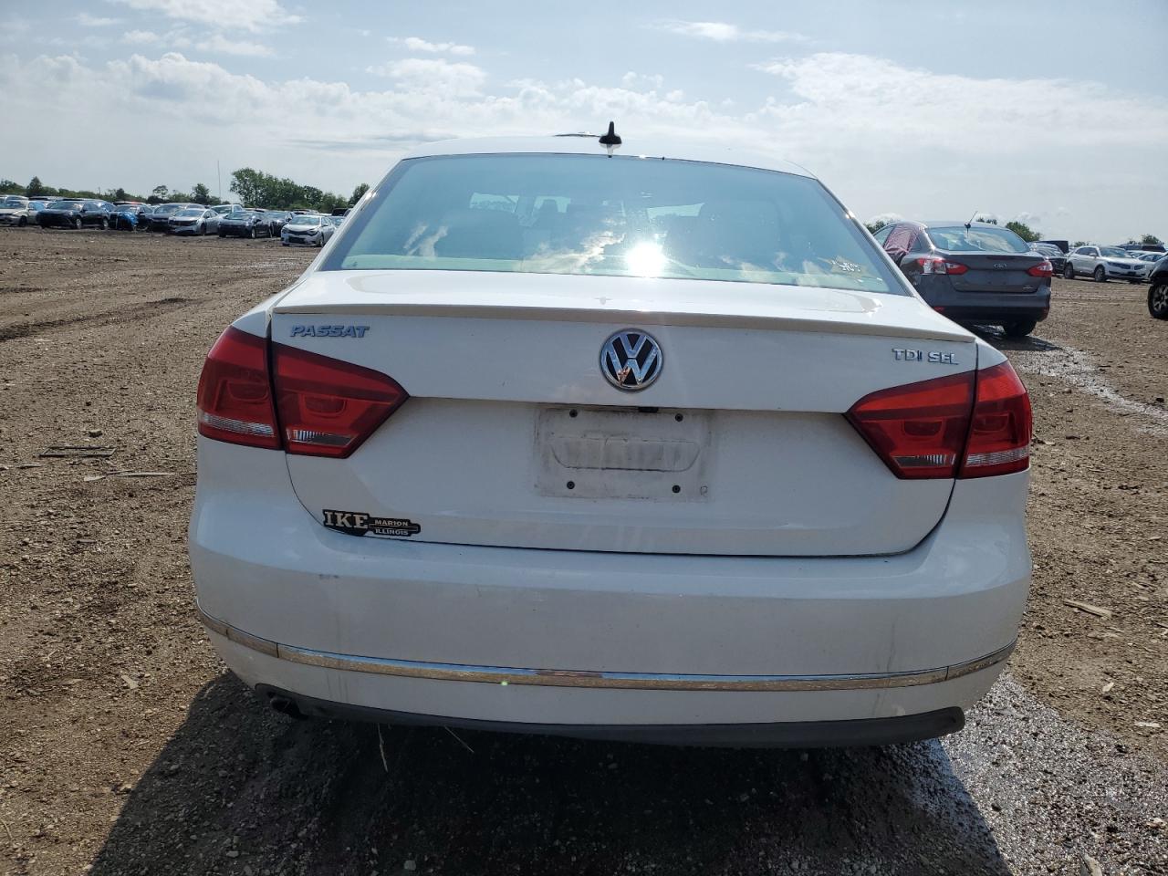 2013 Volkswagen Passat Sel VIN: 1VWCN7A30DC016846 Lot: 61477355