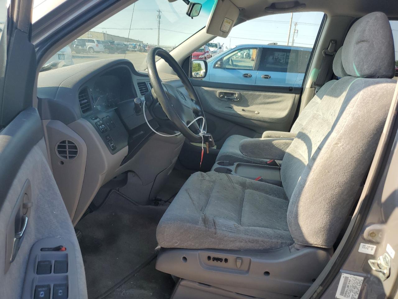 2000 Honda Odyssey Ex VIN: 2HKRL1867YH558133 Lot: 58742605