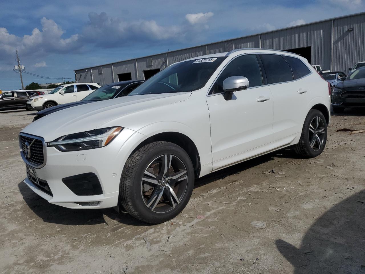 2018 Volvo Xc60 T6 R-Design   for Sale in Jacksonville, FL - Water/Flood