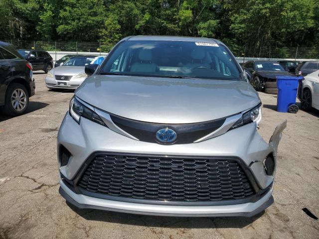  TOYOTA SIENNA 2021 Серебристый