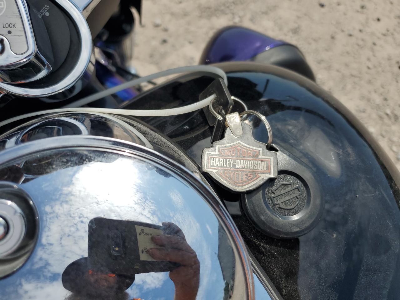2010 Harley-Davidson Flhtk VIN: 1HD1KEM16AB662863 Lot: 62316405