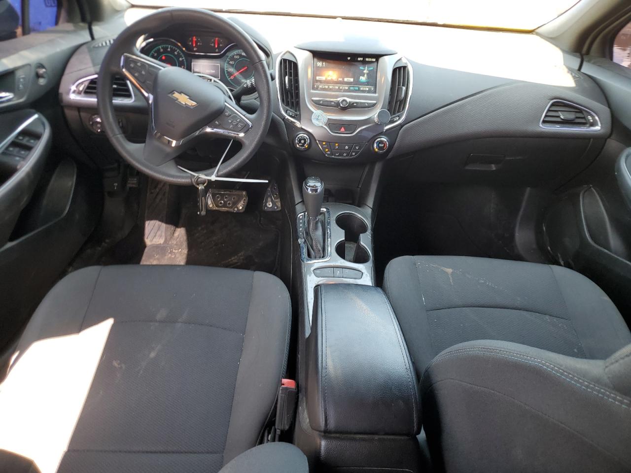 2018 Chevrolet Cruze Lt VIN: 3G1BE6SMXJS654682 Lot: 61639105