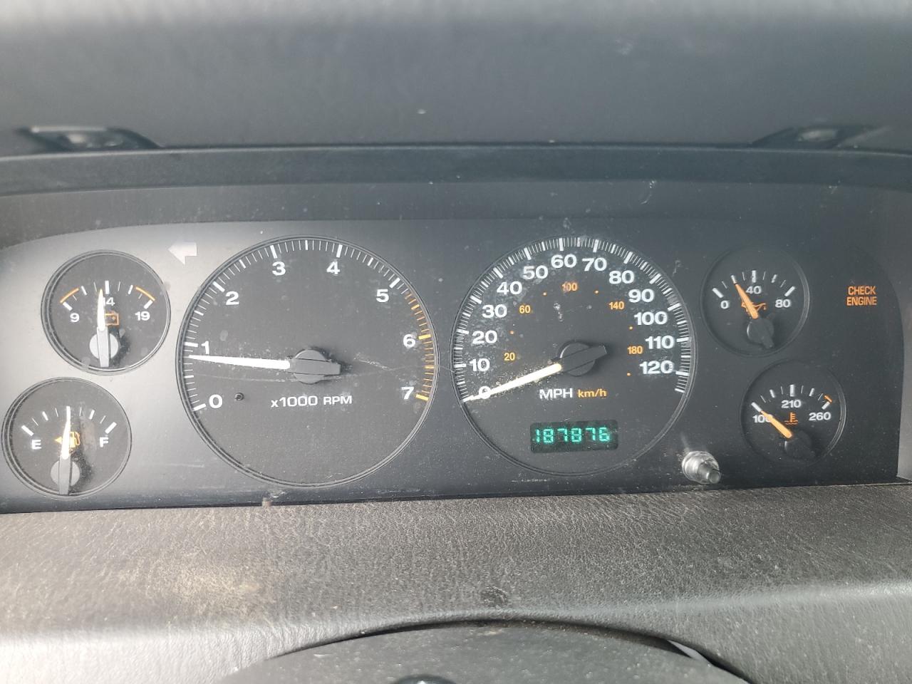 1999 Jeep Grand Cherokee Laredo VIN: 1J4GW58S0XC707926 Lot: 62930585