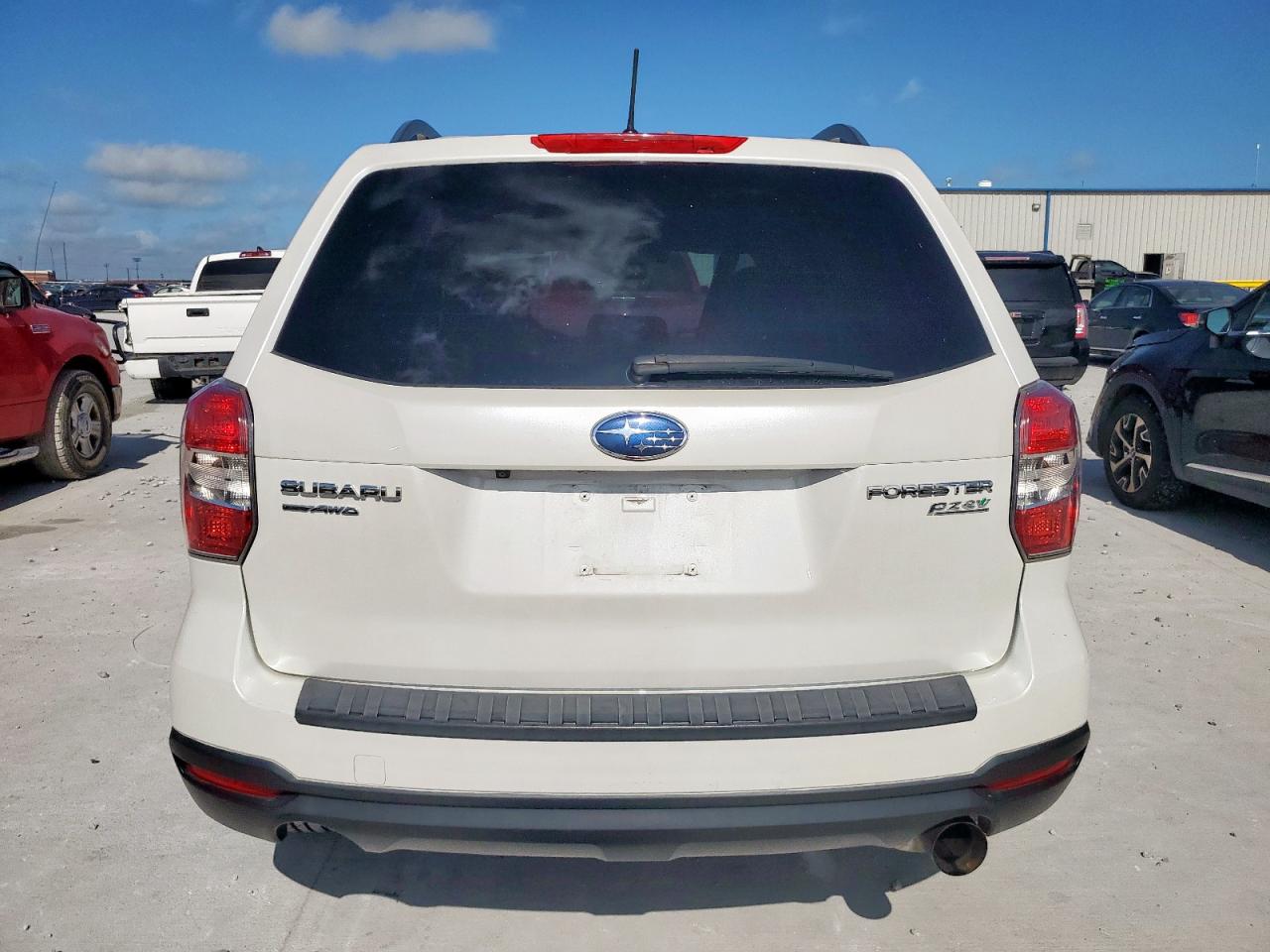 2015 Subaru Forester 2.5I Premium VIN: JF2SJAFCXFH405288 Lot: 62638215