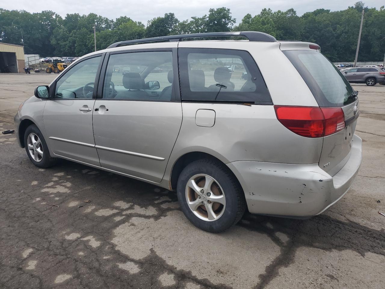 TOYOTA All Models 2005 VIN 5TDZA23C35S290700 фото 2