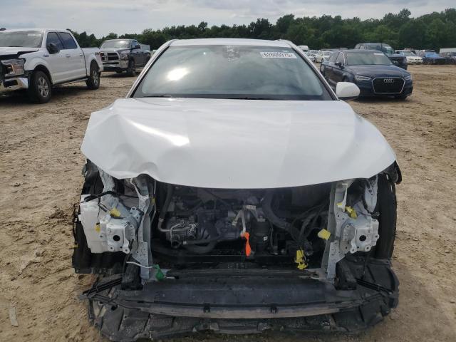  TOYOTA CAMRY 2021 Biały