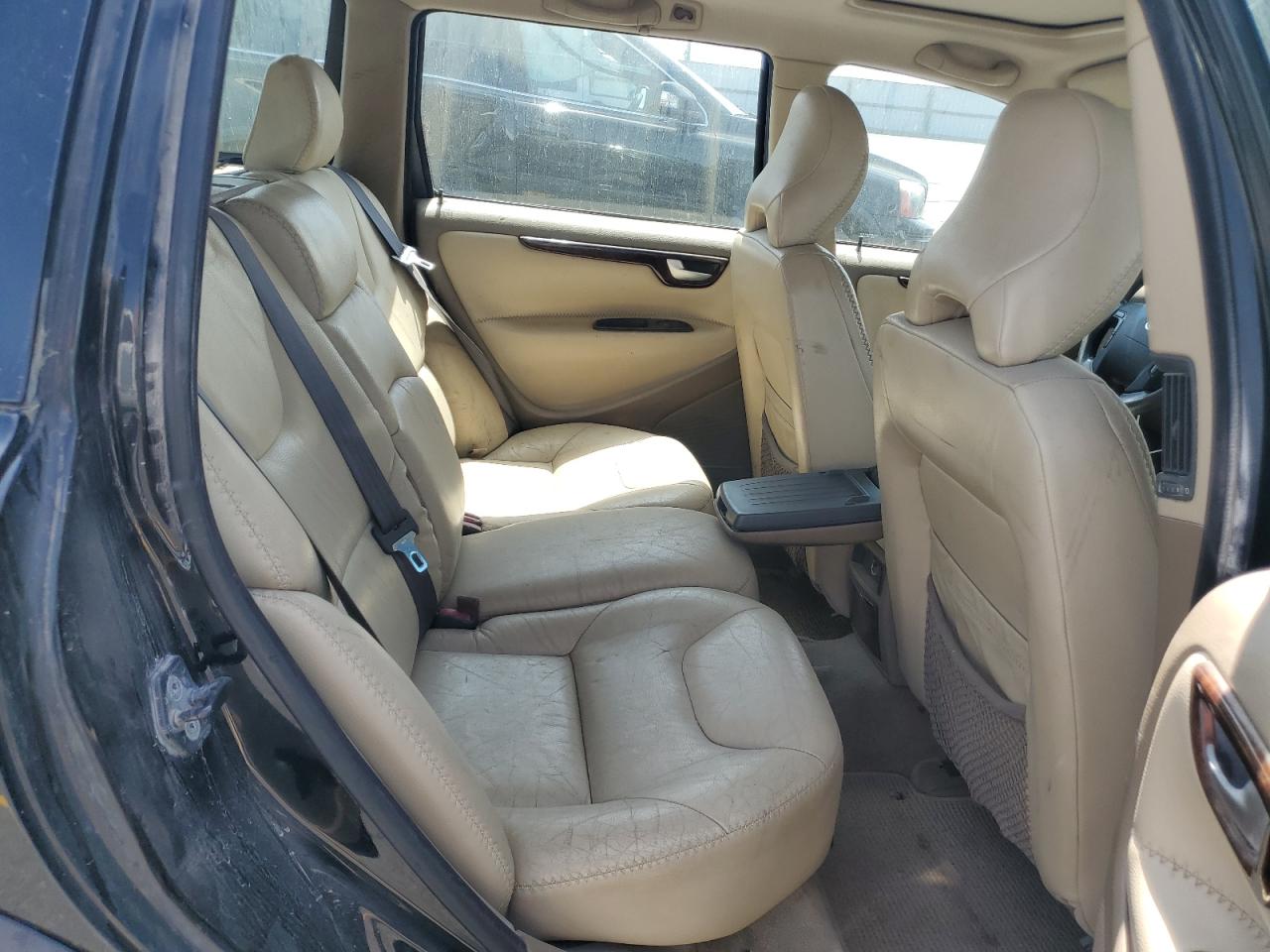 2002 Volvo V70 Xc VIN: YV1SZ58D521053397 Lot: 62514095