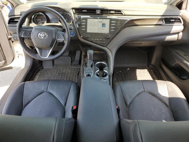  TOYOTA CAMRY 2020 Biały