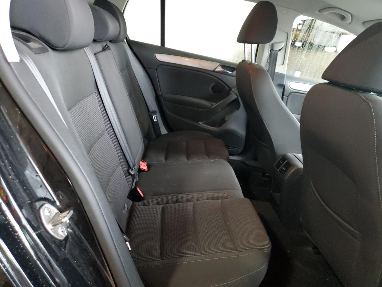 2013 Volkswagen Golf VIN: WVWDM7AJ3DW099664 Lot: 61009415