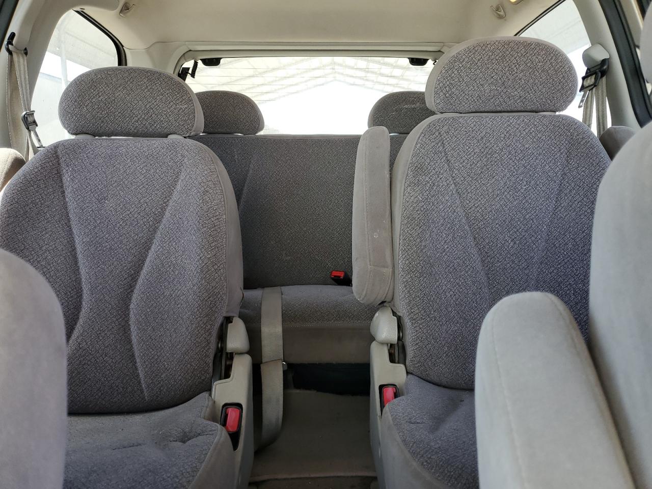 2000 Nissan Quest Se VIN: 4N2XN11T4YD836278 Lot: 60755815