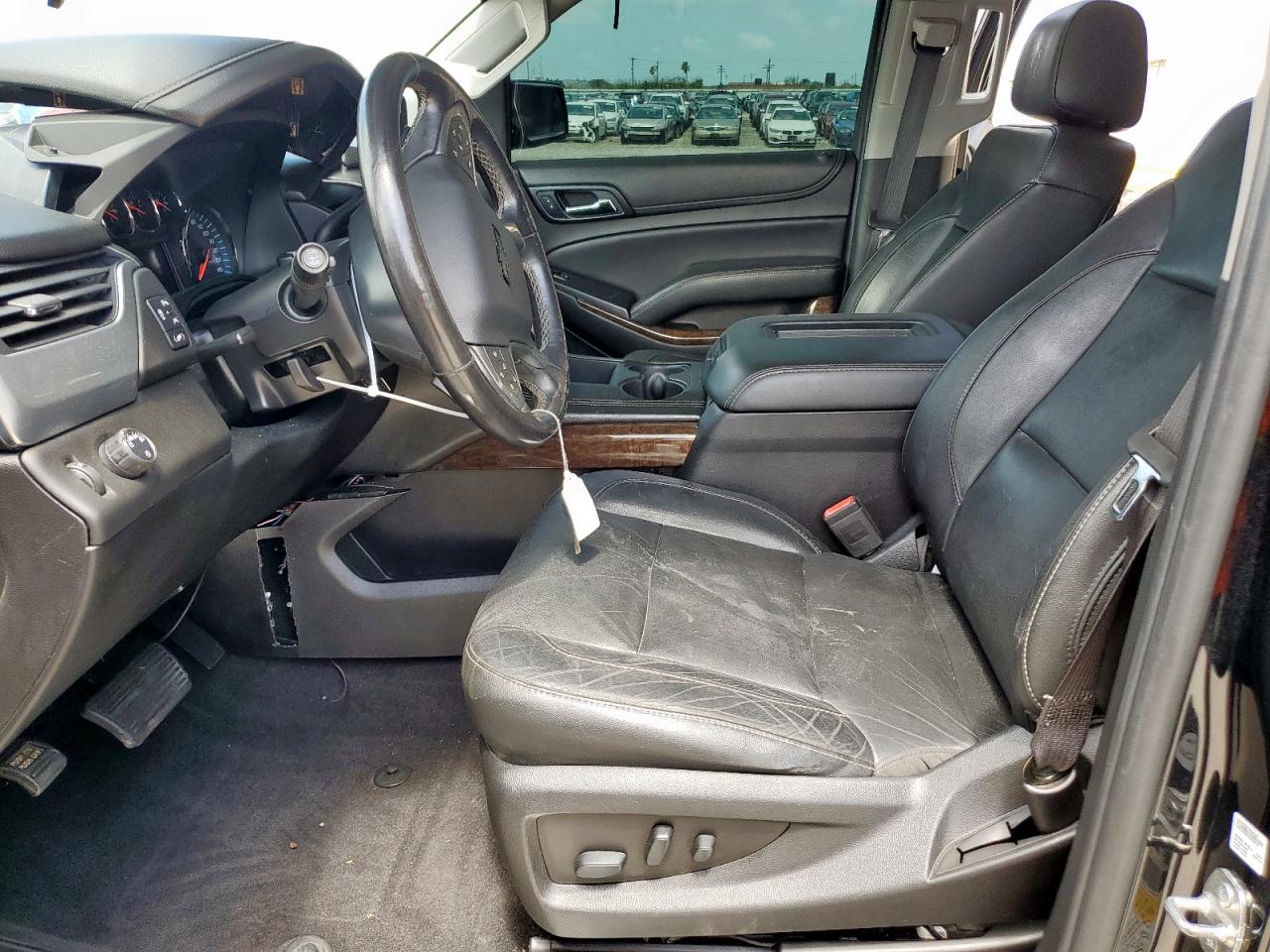 2019 Chevrolet Tahoe C1500 Lt VIN: 1GNSCBKC0KR116548 Lot: 61746795