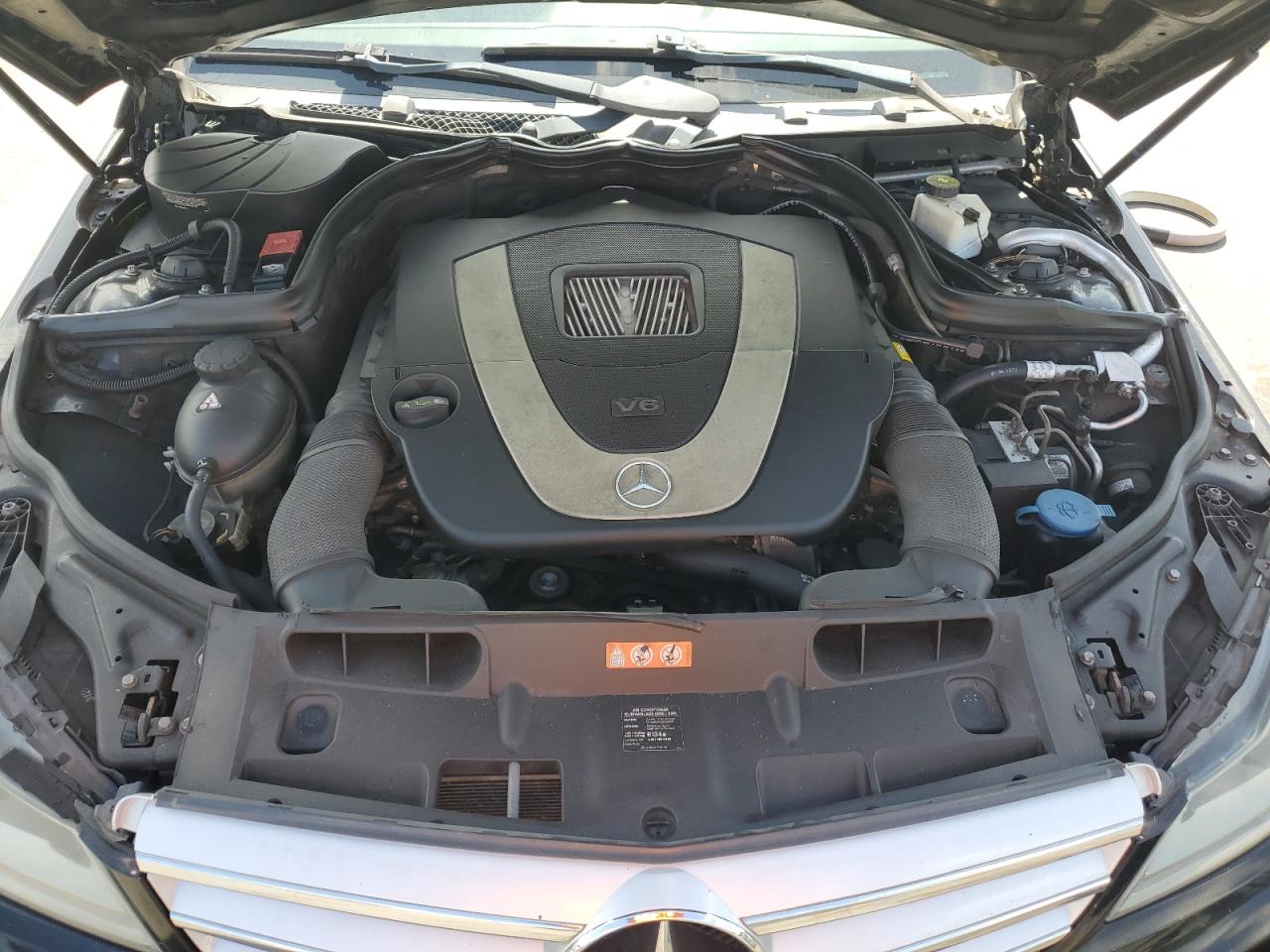2012 Mercedes-Benz C 300 4Matic VIN: WDDGF8BB5CR210030 Lot: 61623525