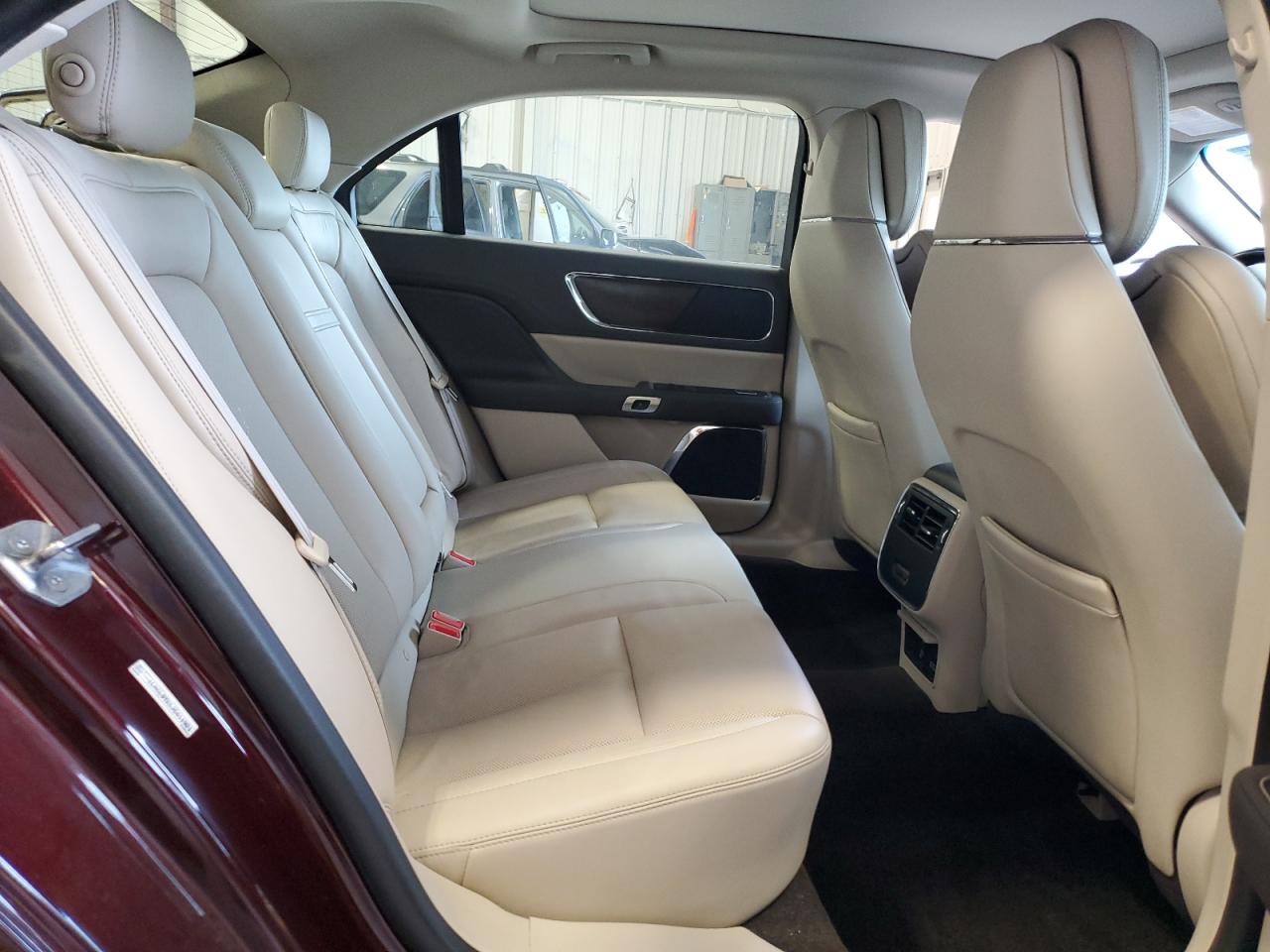 2018 Lincoln Continental Select VIN: 1LN6L9TK3J5611921 Lot: 62166355