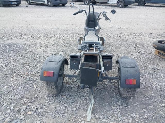 1988 HONDA VT500EF