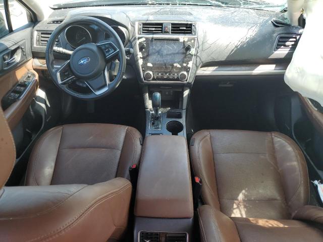  SUBARU OUTBACK 2018 Czarny