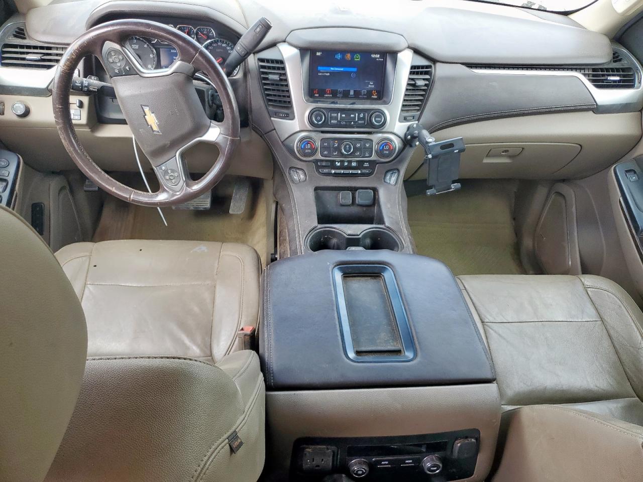 2015 Chevrolet Suburban C1500 Lt VIN: 1GNSCJKC0FR153454 Lot: 62672615