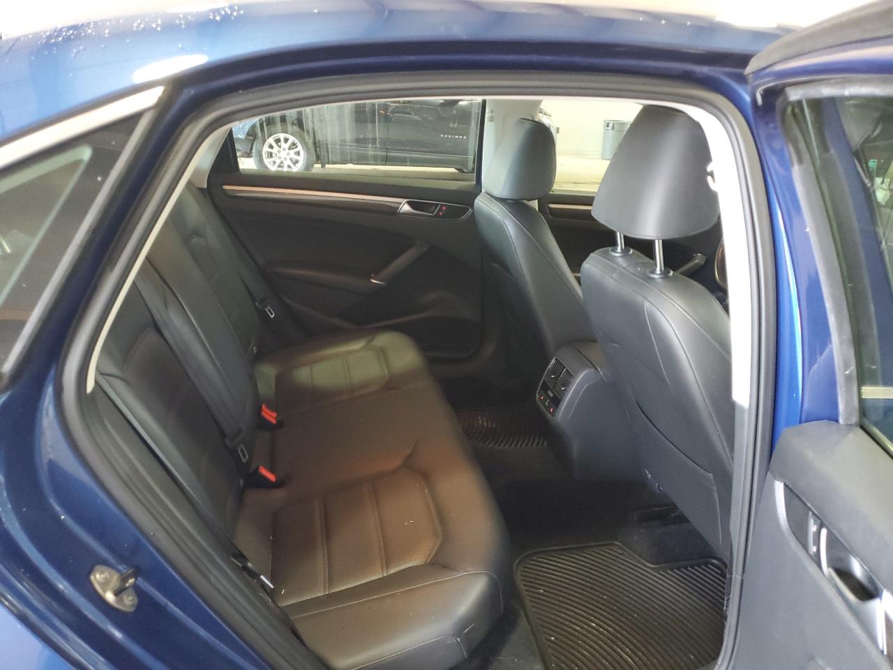 2016 Volkswagen Passat Se VIN: 1VWBS7A38GC048498 Lot: 62953655
