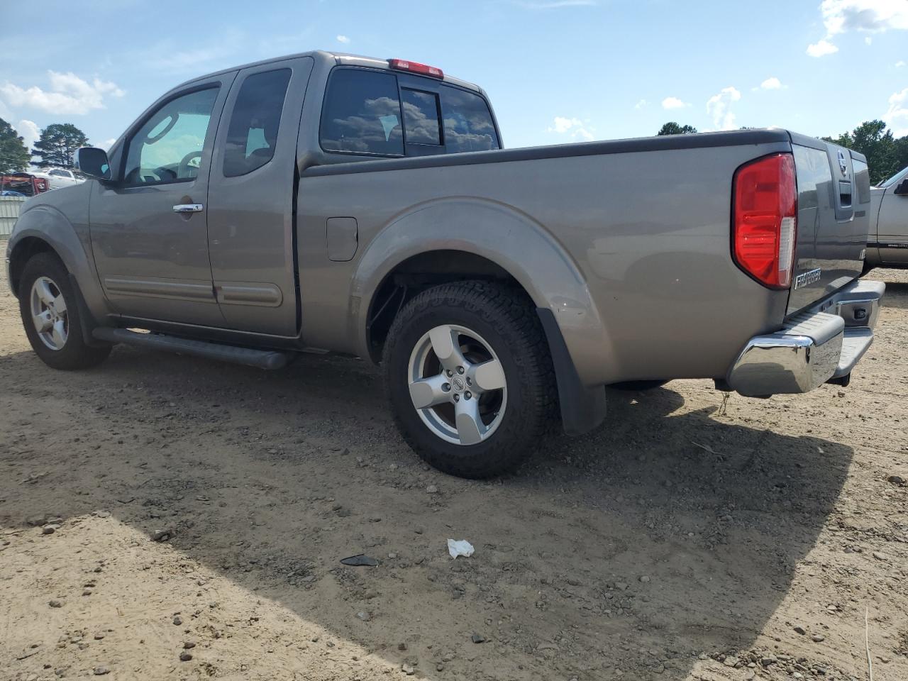 NISSAN FRONTIER 2008 VIN 1N6AD06U28C408168 photo 2