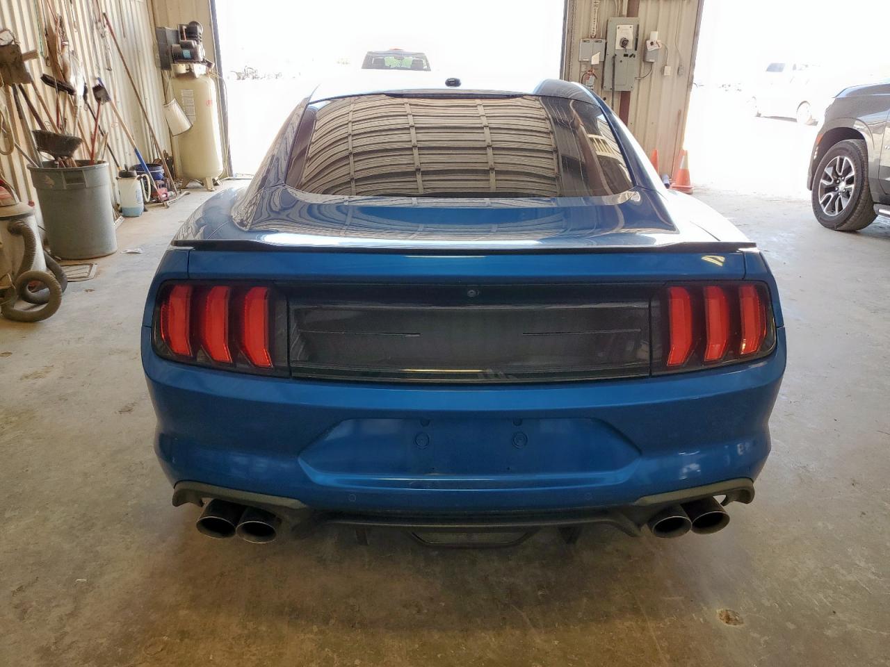 FORD MUSTANG 2019 VIN 1FA6P8CF8K5134206 photo 6