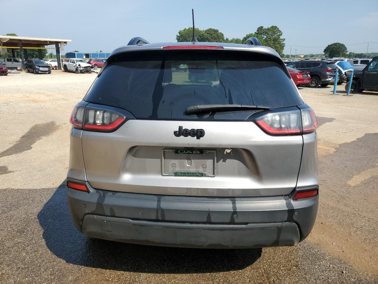 2019 Jeep Cherokee Latitude Plus VIN: 1C4PJLLB1KD325066 Lot: 60081065