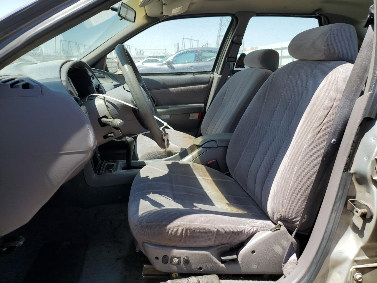 1995 Ford Taurus Gl VIN: 1FALP52U0SG152415 Lot: 62920765