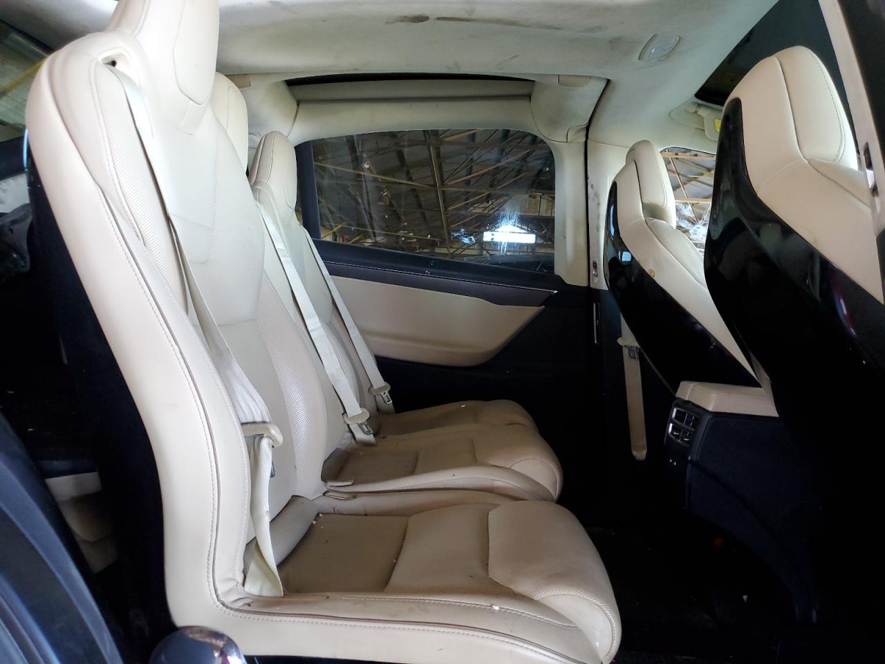 2016 Tesla Model X VIN: 5YJXCAE41GF000463 Lot: 60854485