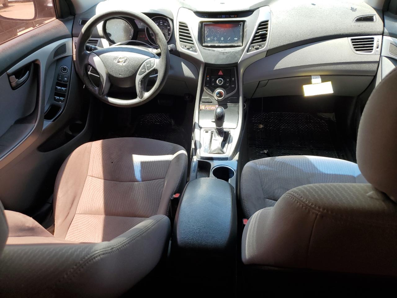 HYUNDAI ELANTRA 2016 VIN 5NPDH4AE7GH667527 фото 8