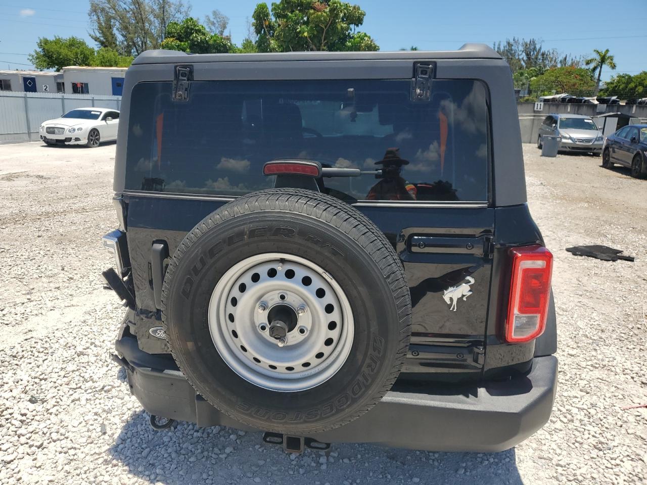 2022 Ford Bronco Base VIN: 1FMDE5AH3NLB04682 Lot: 61343565