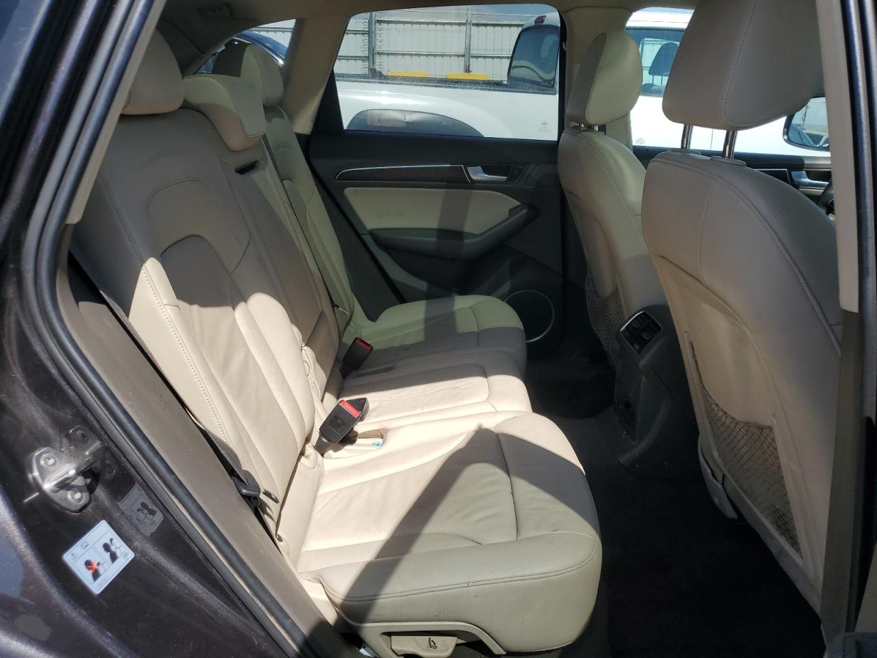2014 Audi Q5 Premium Plus VIN: WA1DGAFP0EA126877 Lot: 61302915