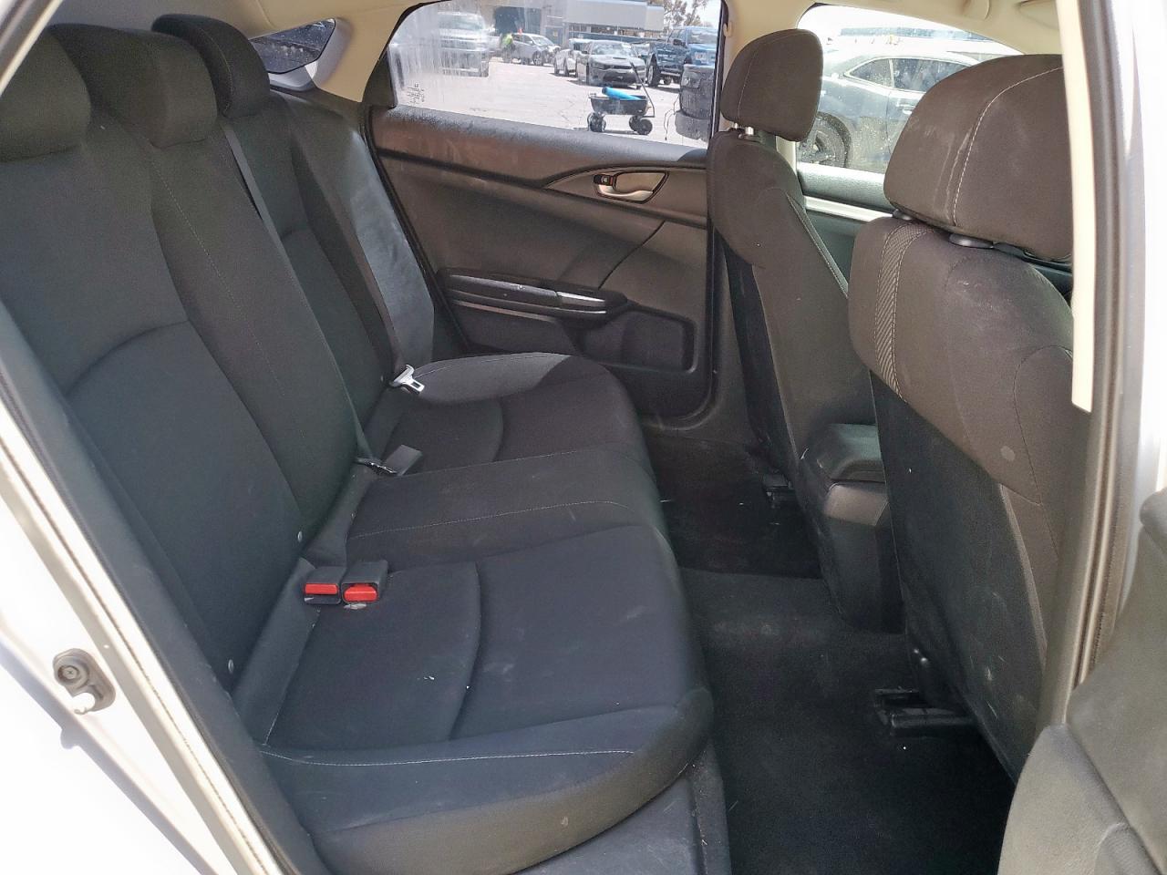 2018 Honda Civic Lx VIN: 2HGFC2F5XJH590139 Lot: 59573045