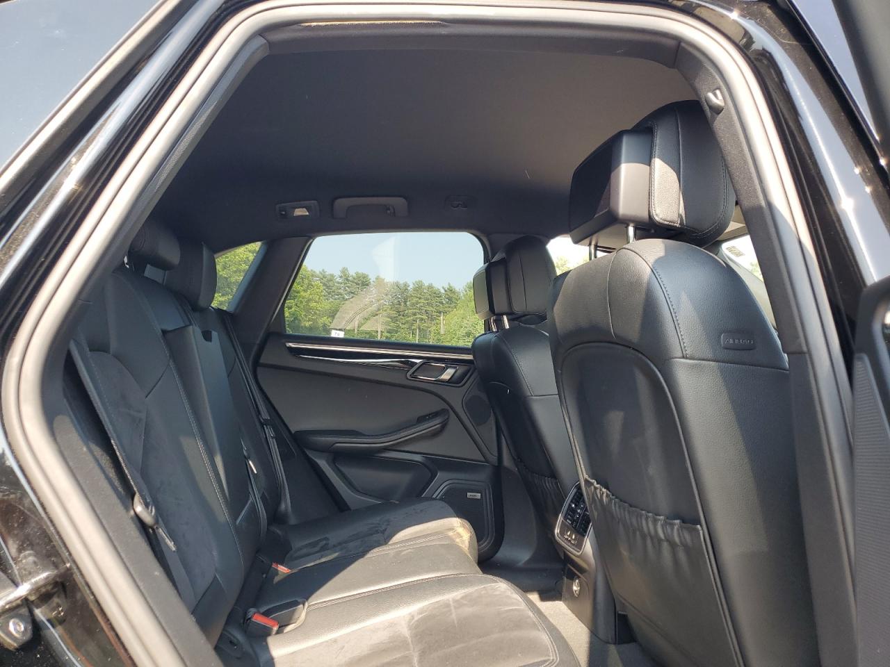 2017 Porsche Macan VIN: WP1AA2A58HLB06826 Lot: 59195535