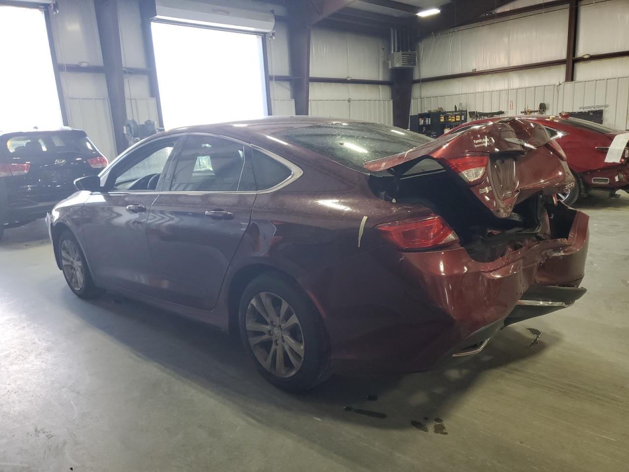 CHRYSLER 200 2015 VIN 1C3CCCABXFN576460 фото 2