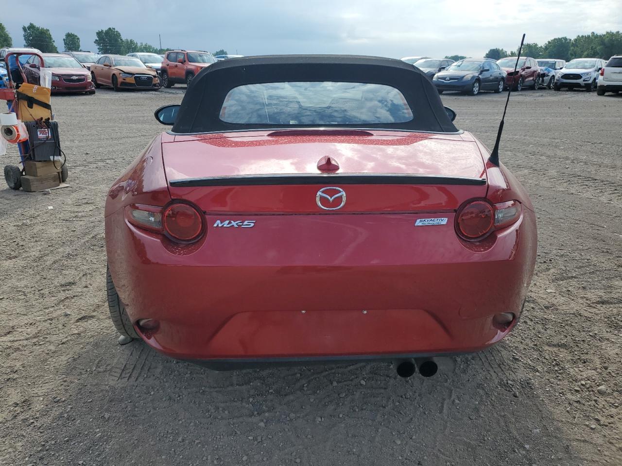 2017 Mazda Mx-5 Miata Club VIN: JM1NDAC70H0121941 Lot: 62991875